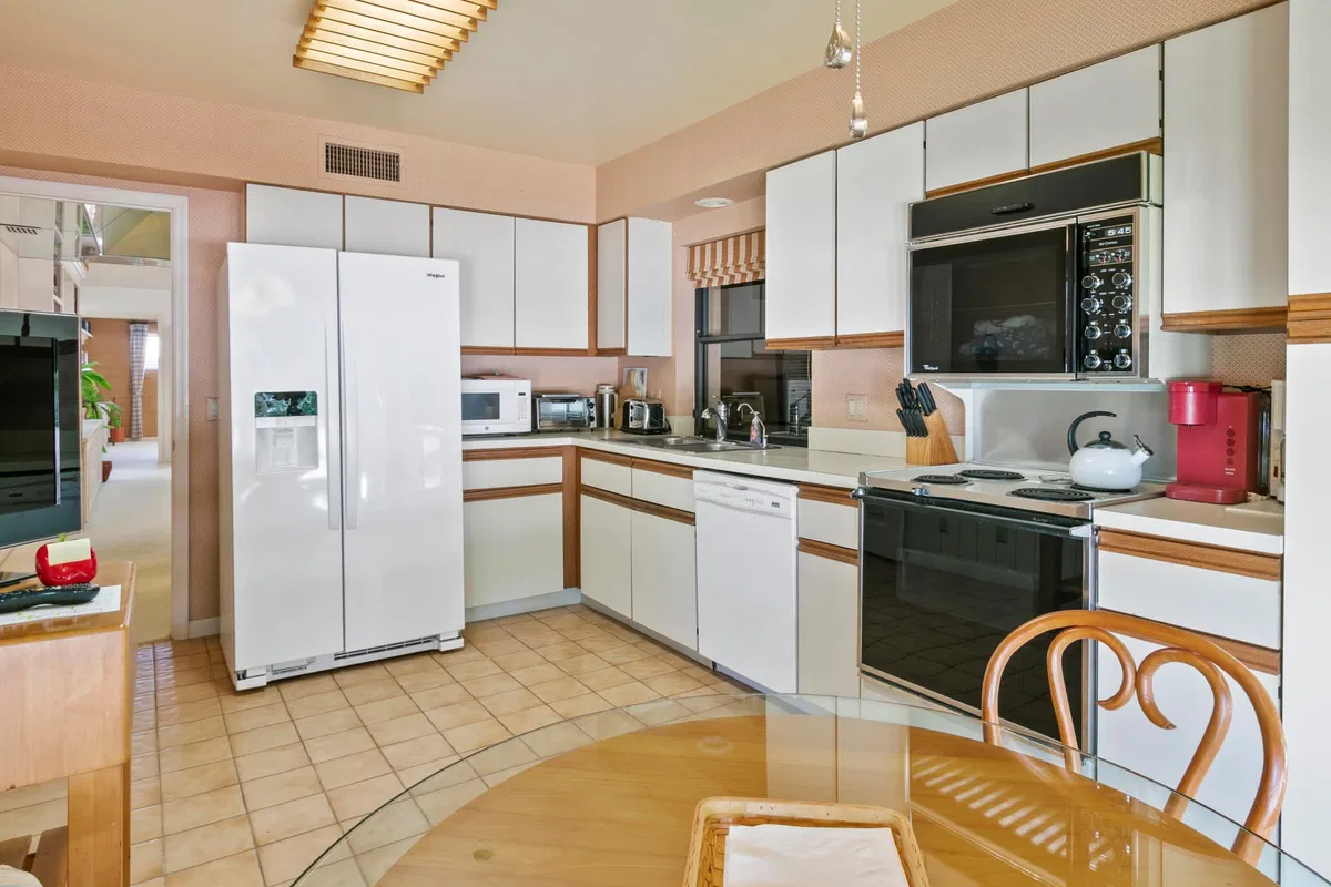 Jonathan's Landing Jupiter FL Unit 219 photo 10