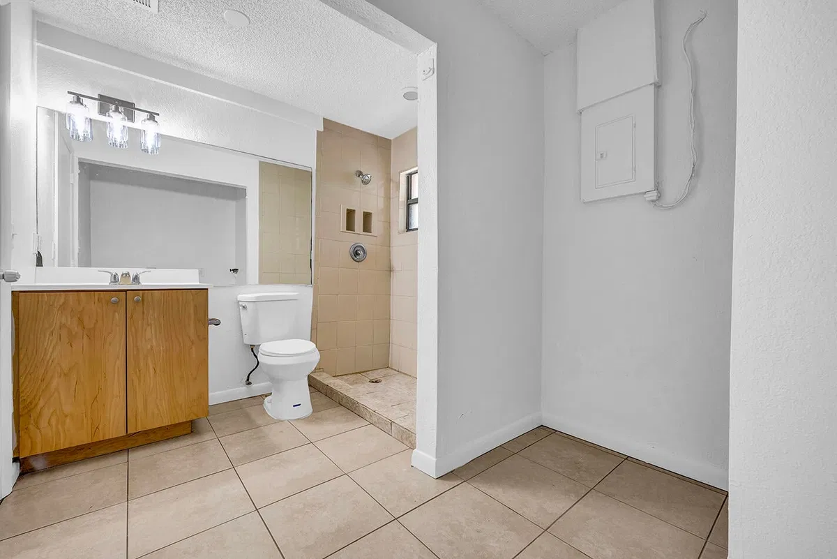Residence photo 22