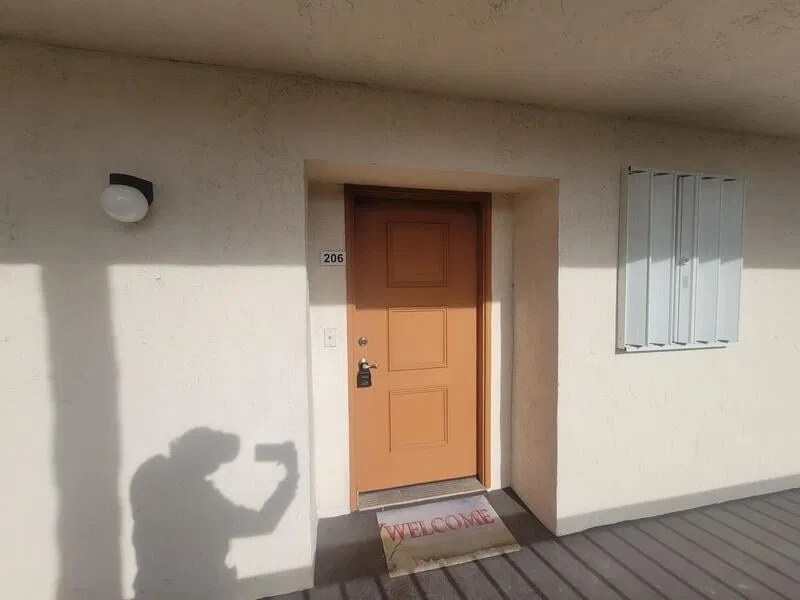Unit 206 photo 4