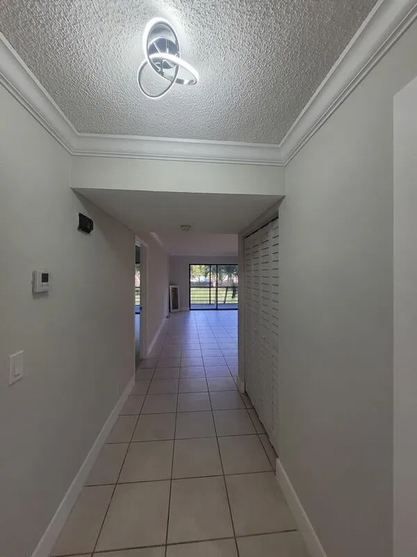Unit 206 photo 7