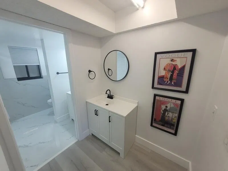 Unit 206 photo 46