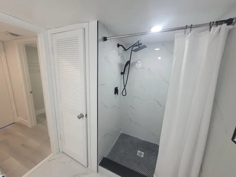 Unit 206 photo 55