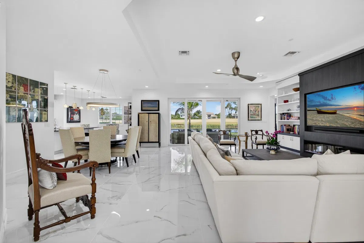 Jupiter Country Club Unit 105 photo 10