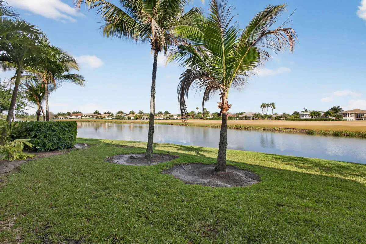 Jupiter Country Club Unit 105 photo 49