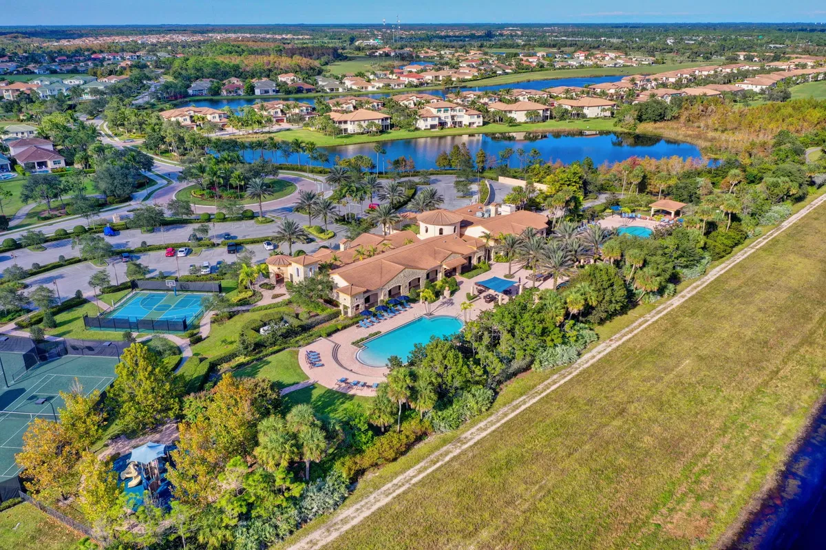 Jupiter Country Club Unit 105 photo 85