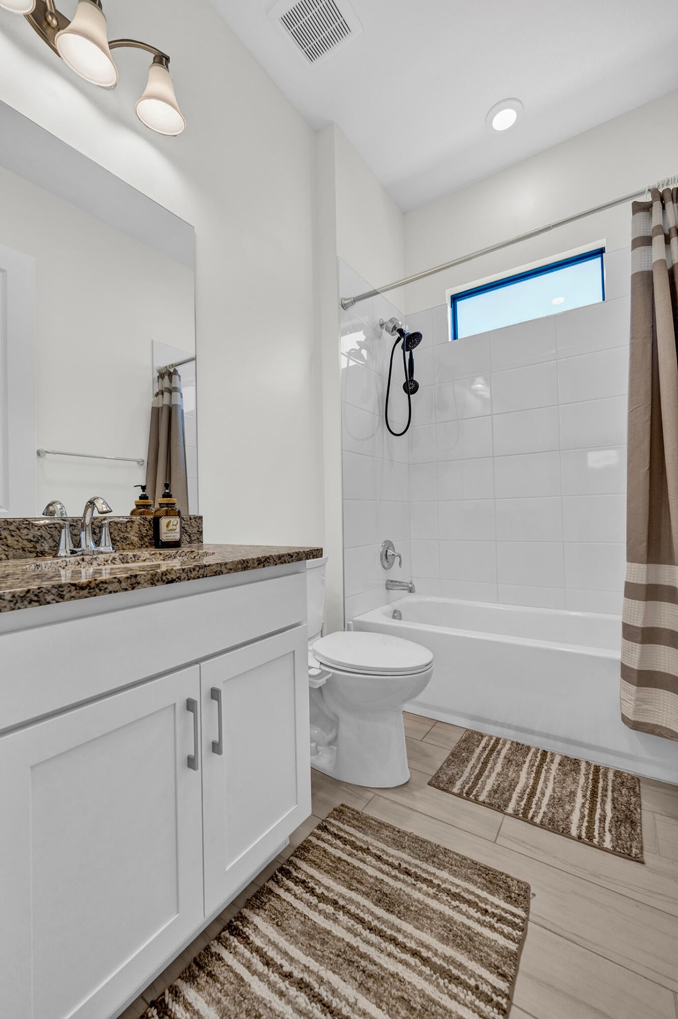 Residence photo 34