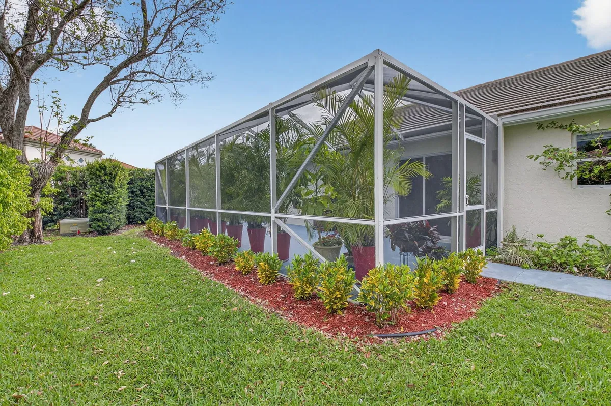 Residence photo 25