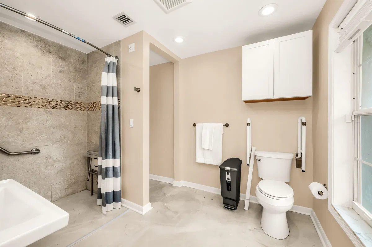 Residence photo 22