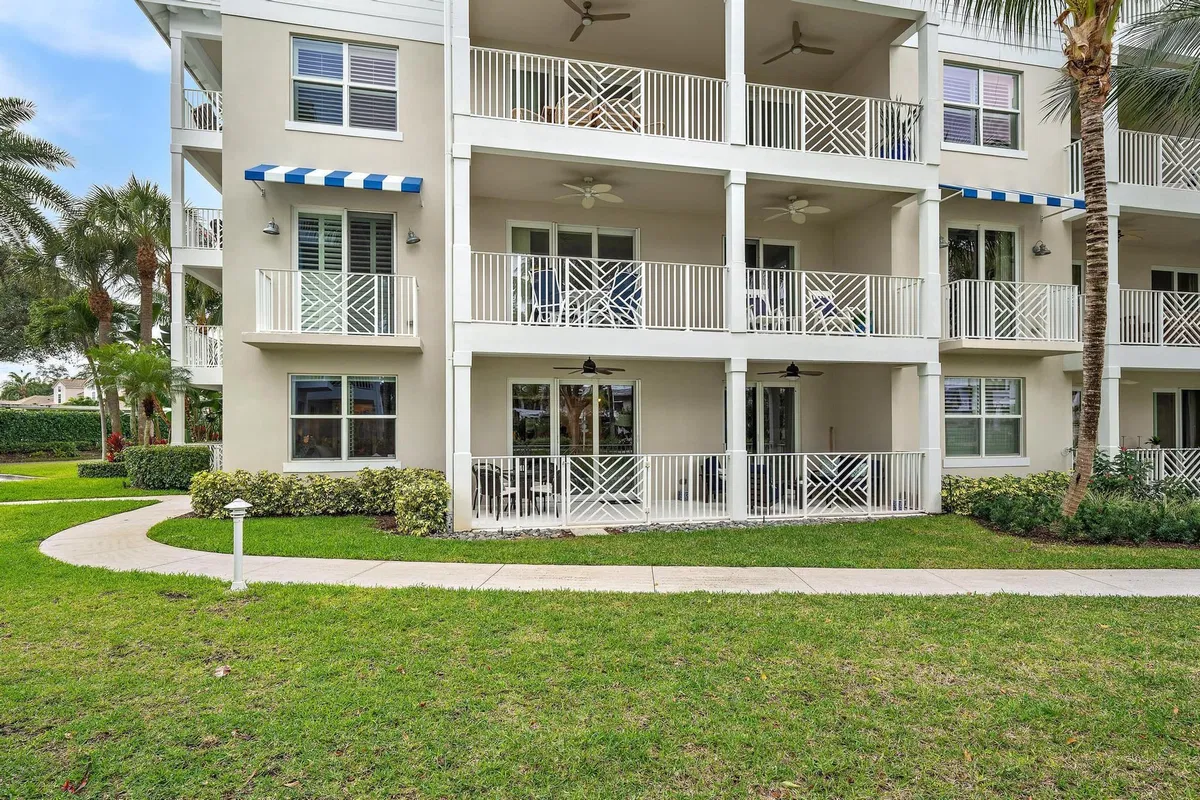 Residence photo 19