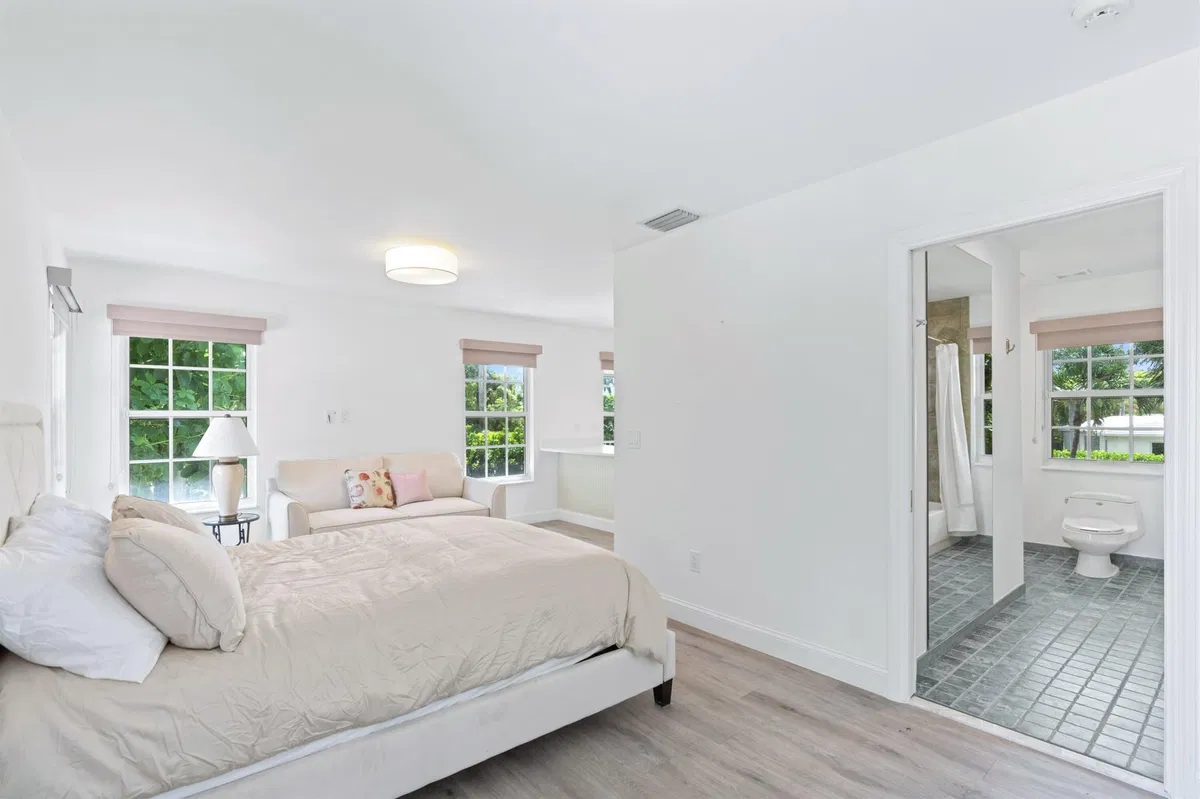 West Palm Beach Residence photo 43