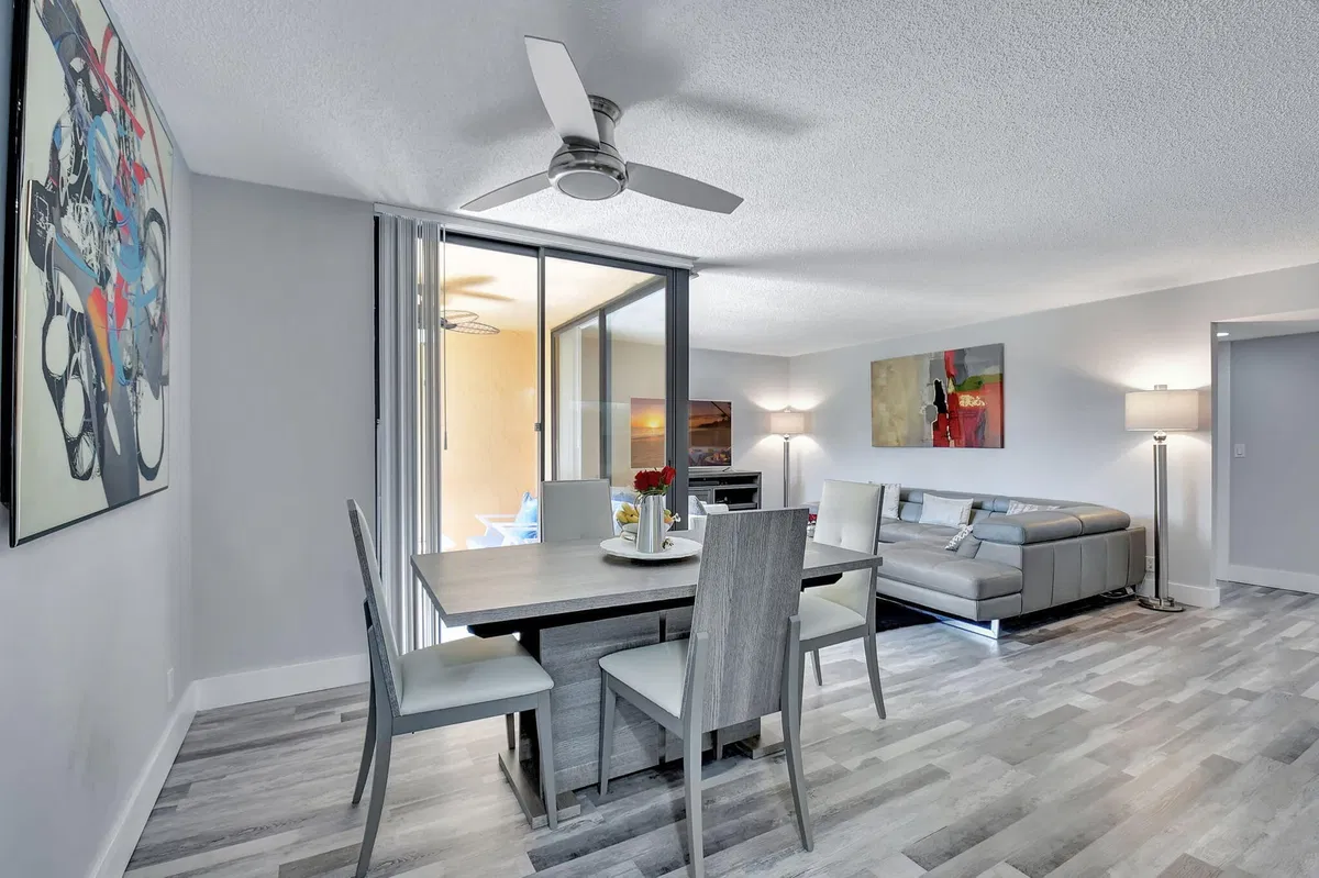 Unit 4103 photo 7