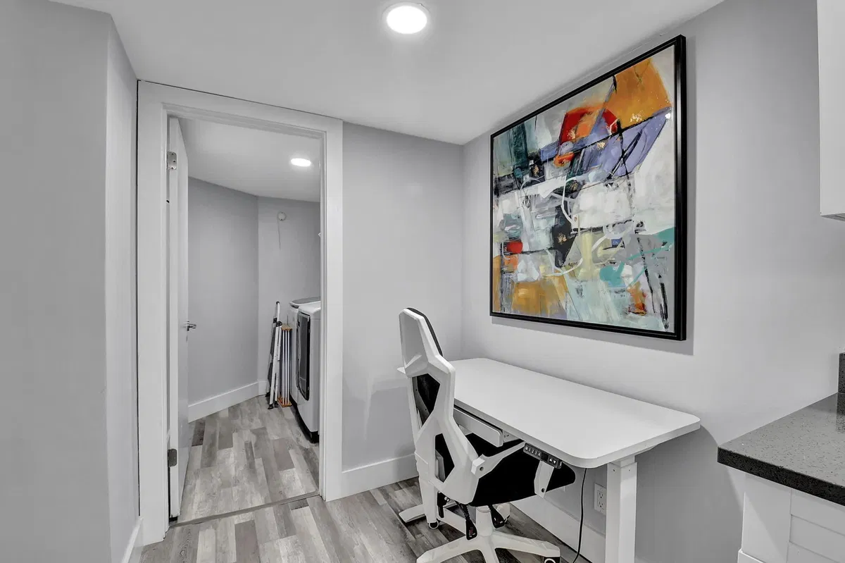 Unit 4103 photo 10