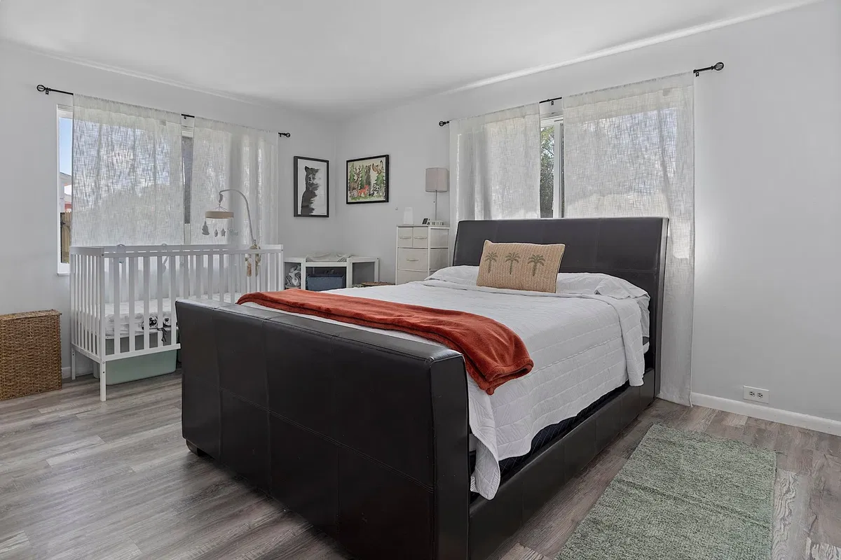  Residence photo 16