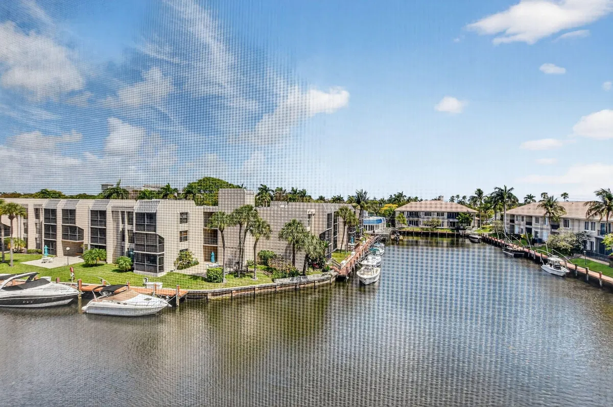 Boca Raton Unit 409 photo 19