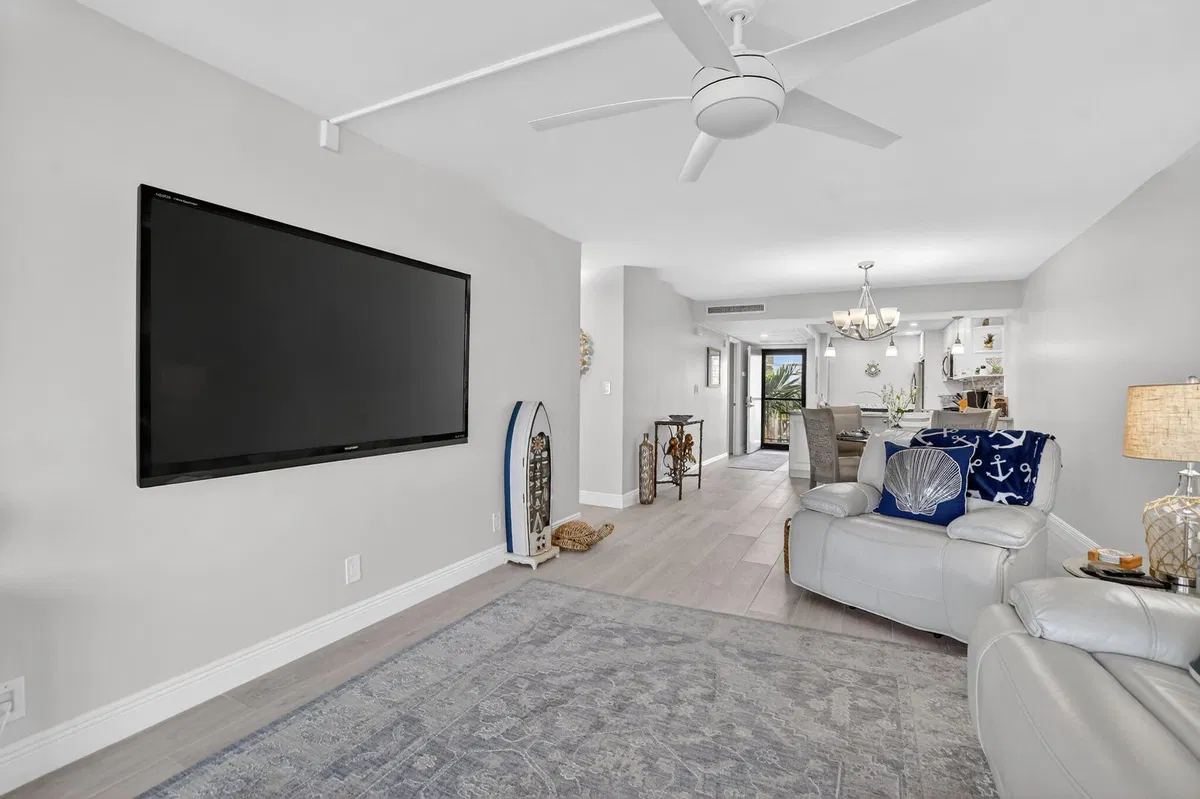 Boca Raton Unit 409 photo 22