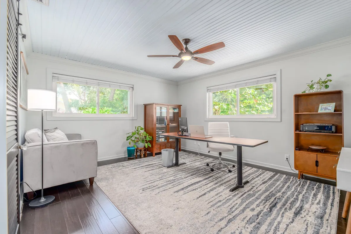 Residence photo 49