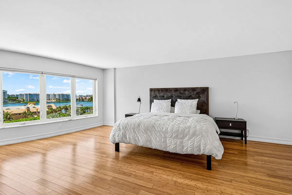 600 S Ocean Boca Unit 504 photo 16