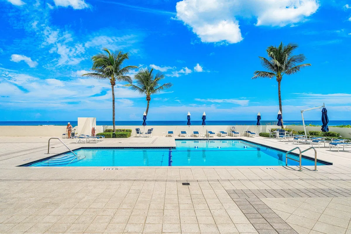 600 S Ocean Boca Unit 504 photo 22