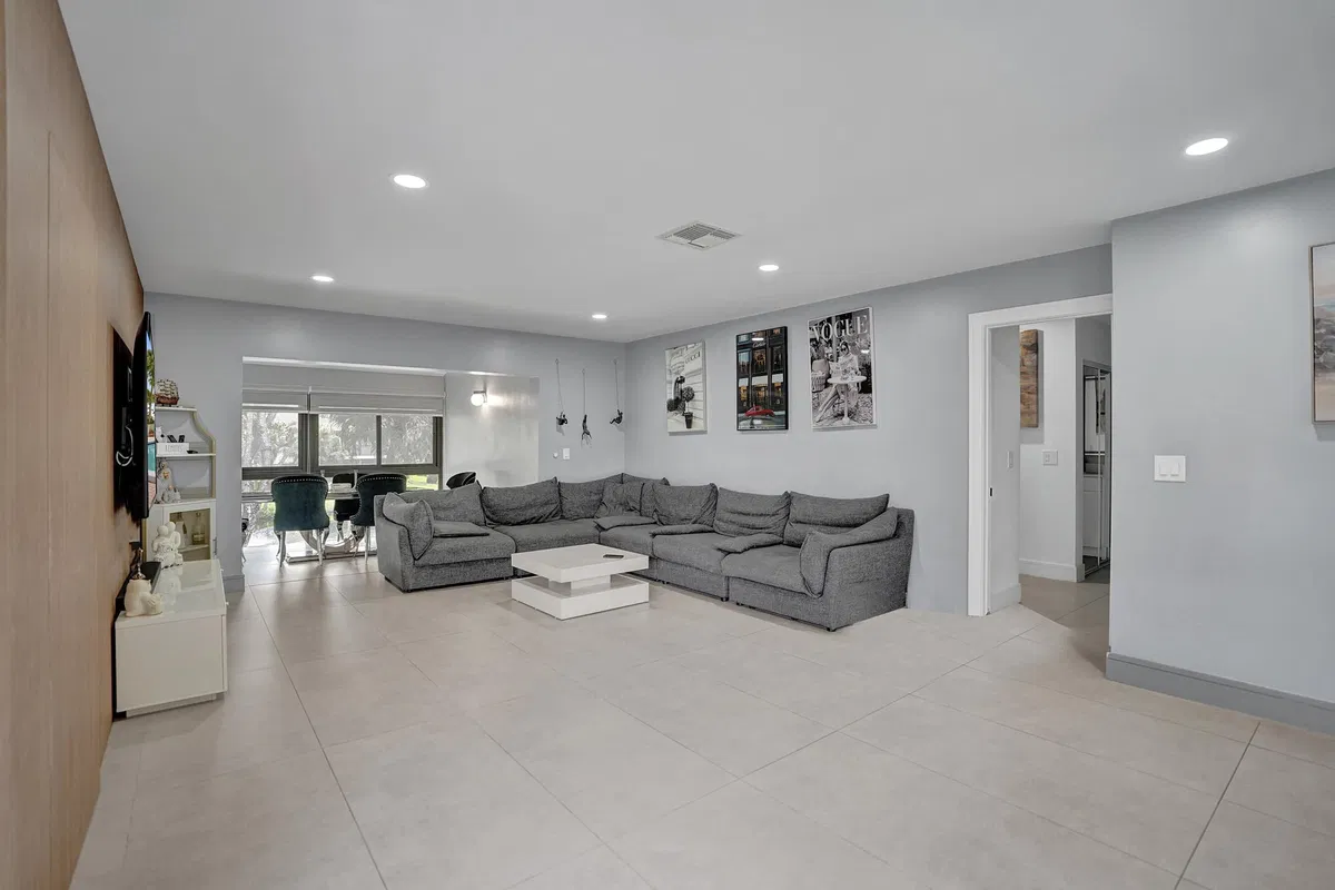 Boca Lago Country Club Homes Unit 2b photo 10