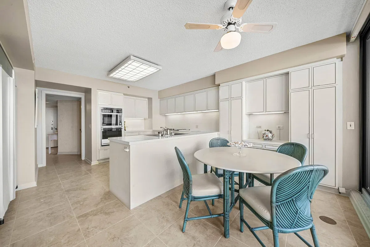 Boca Raton Unit 604 photo 19