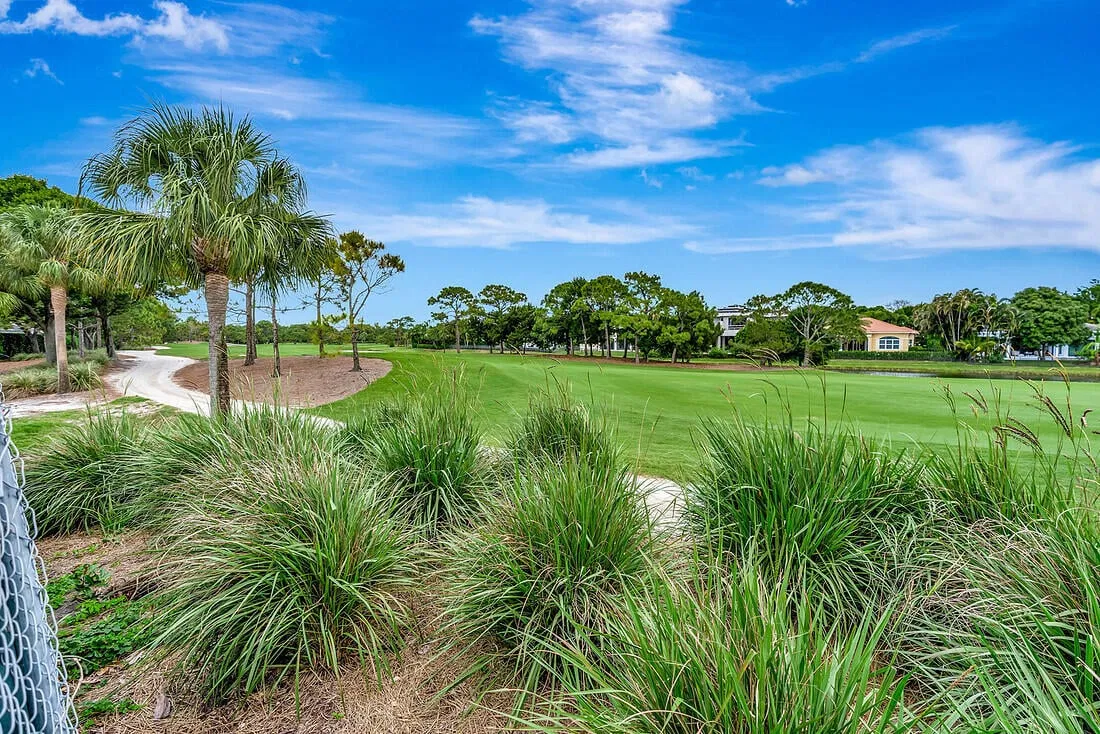 Admirals Cove Residence photo 13