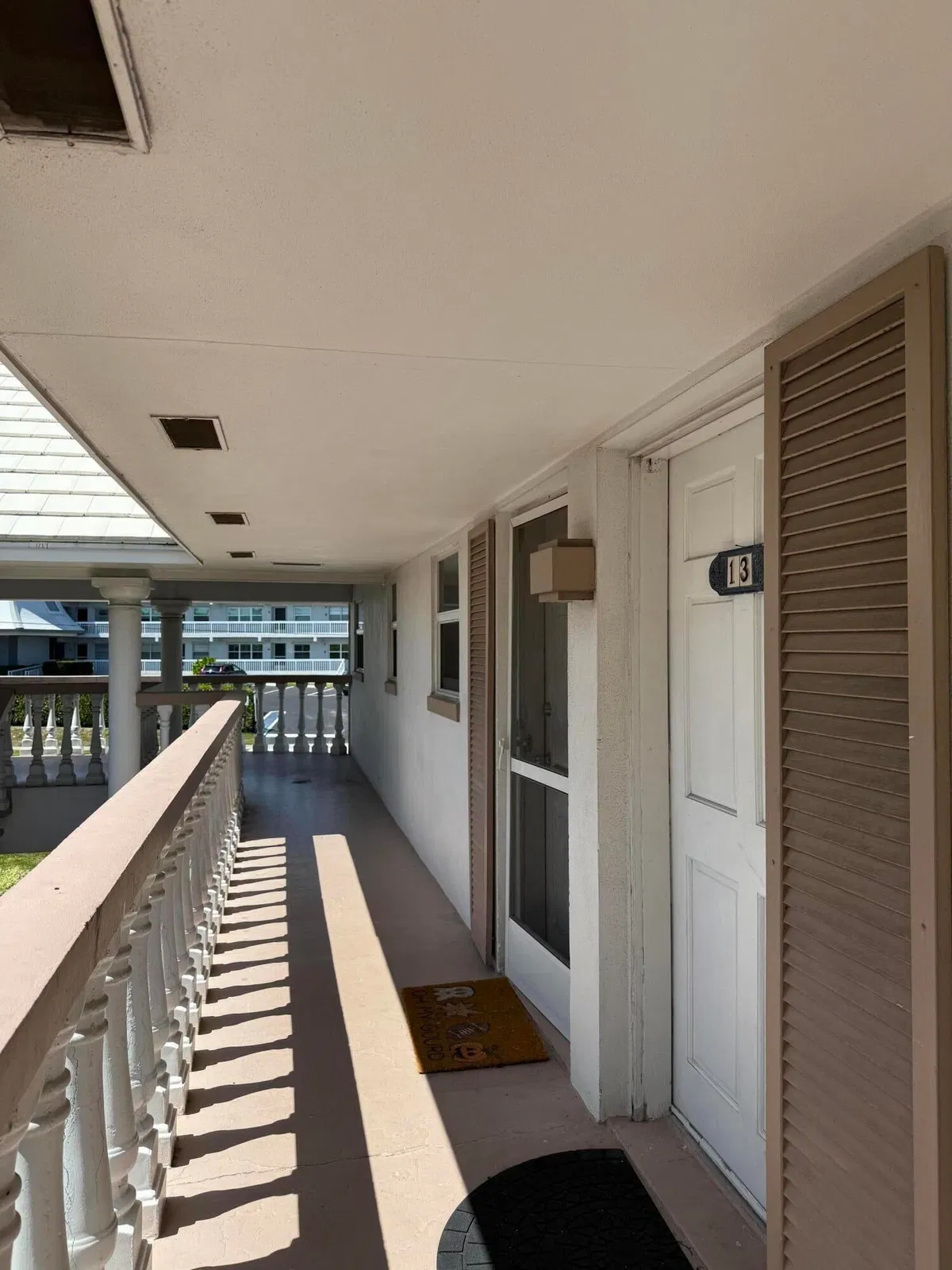  Unit 13 photo 16