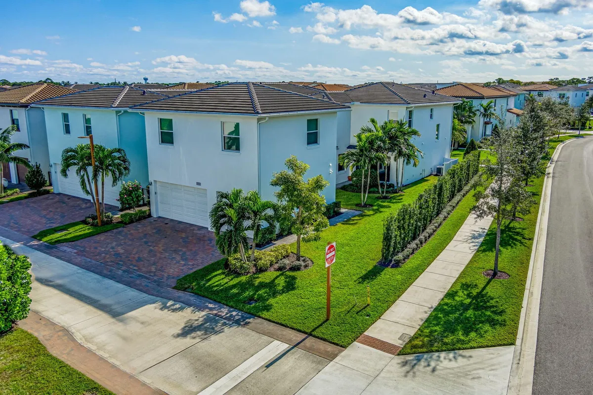 Alton Homes Palm Beach Gardens Residence photo 34
