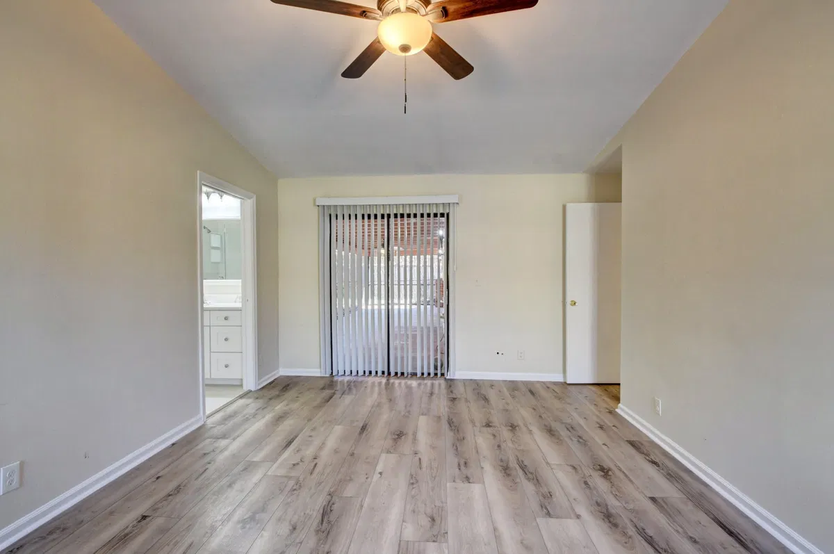  Residence photo 25