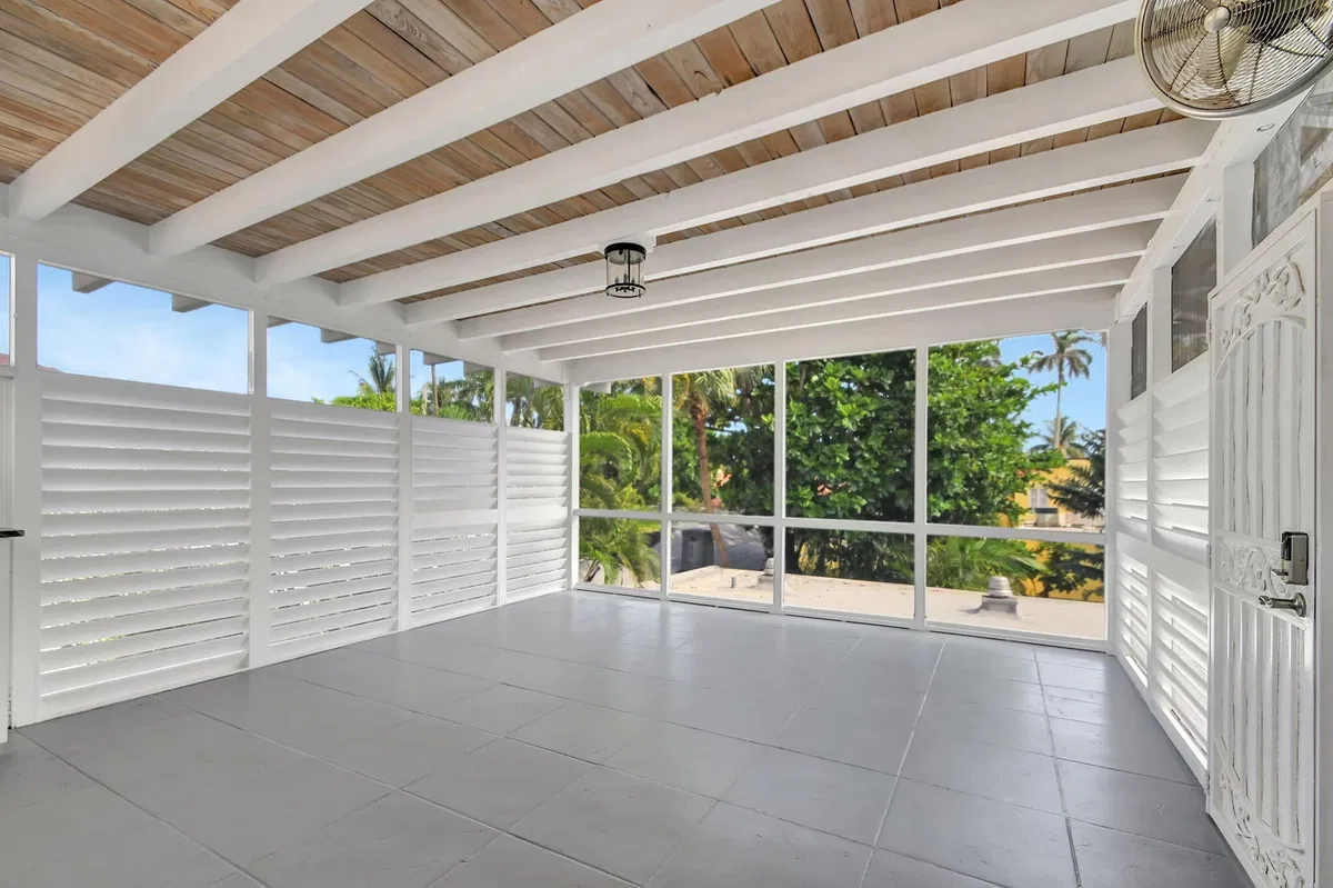 Royal Park Residence photo 7