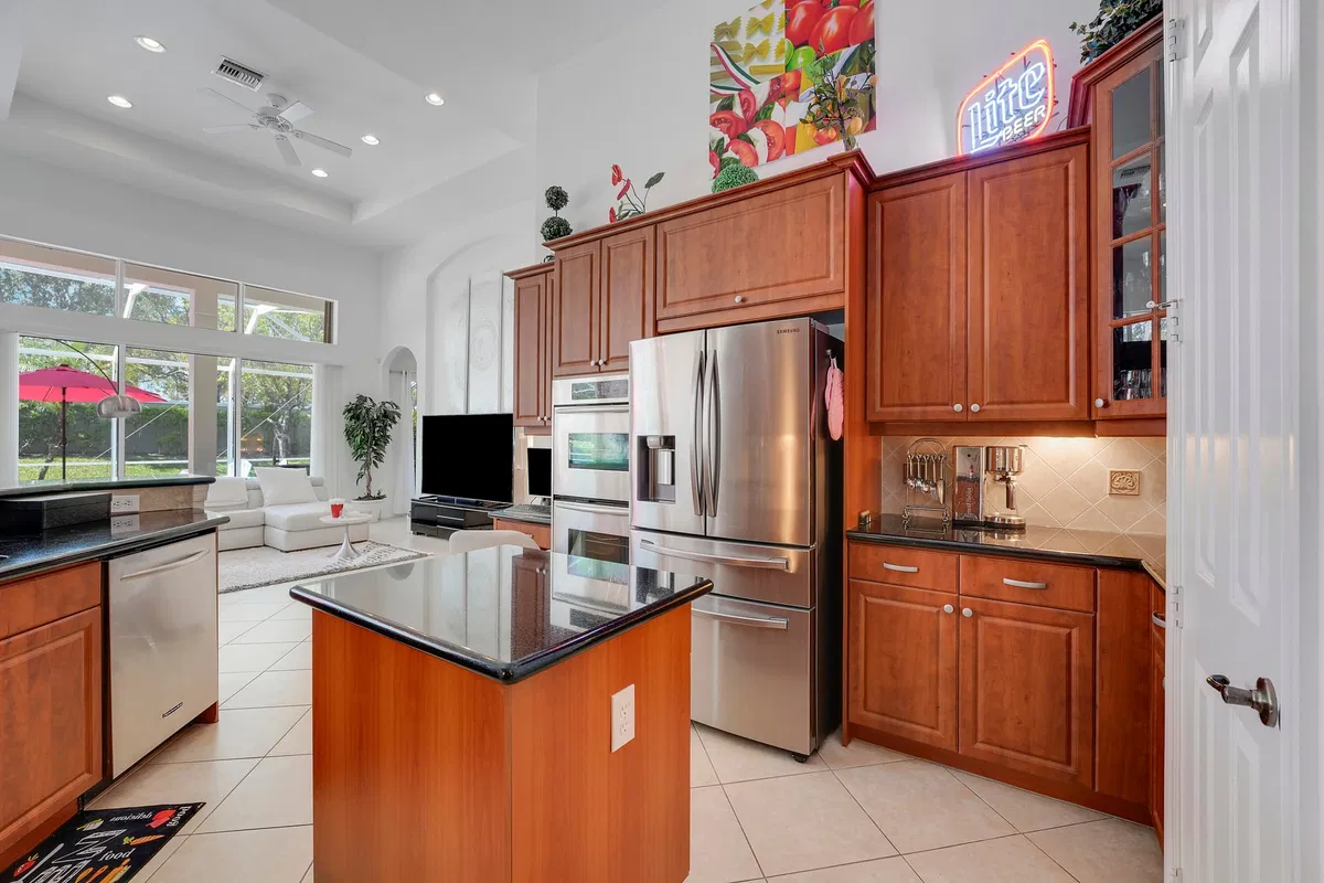 Residence photo 10