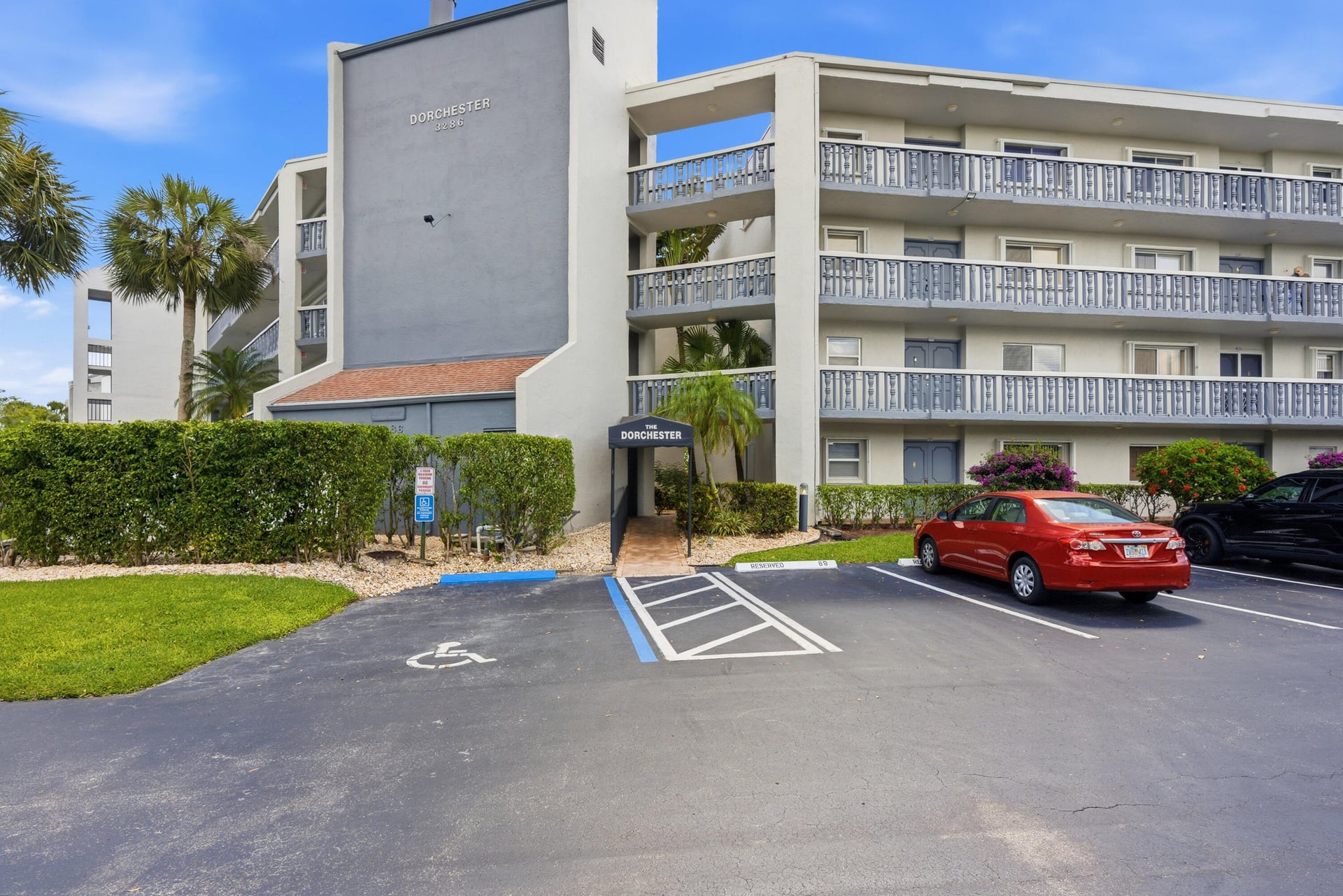 Unit 306 photo 28