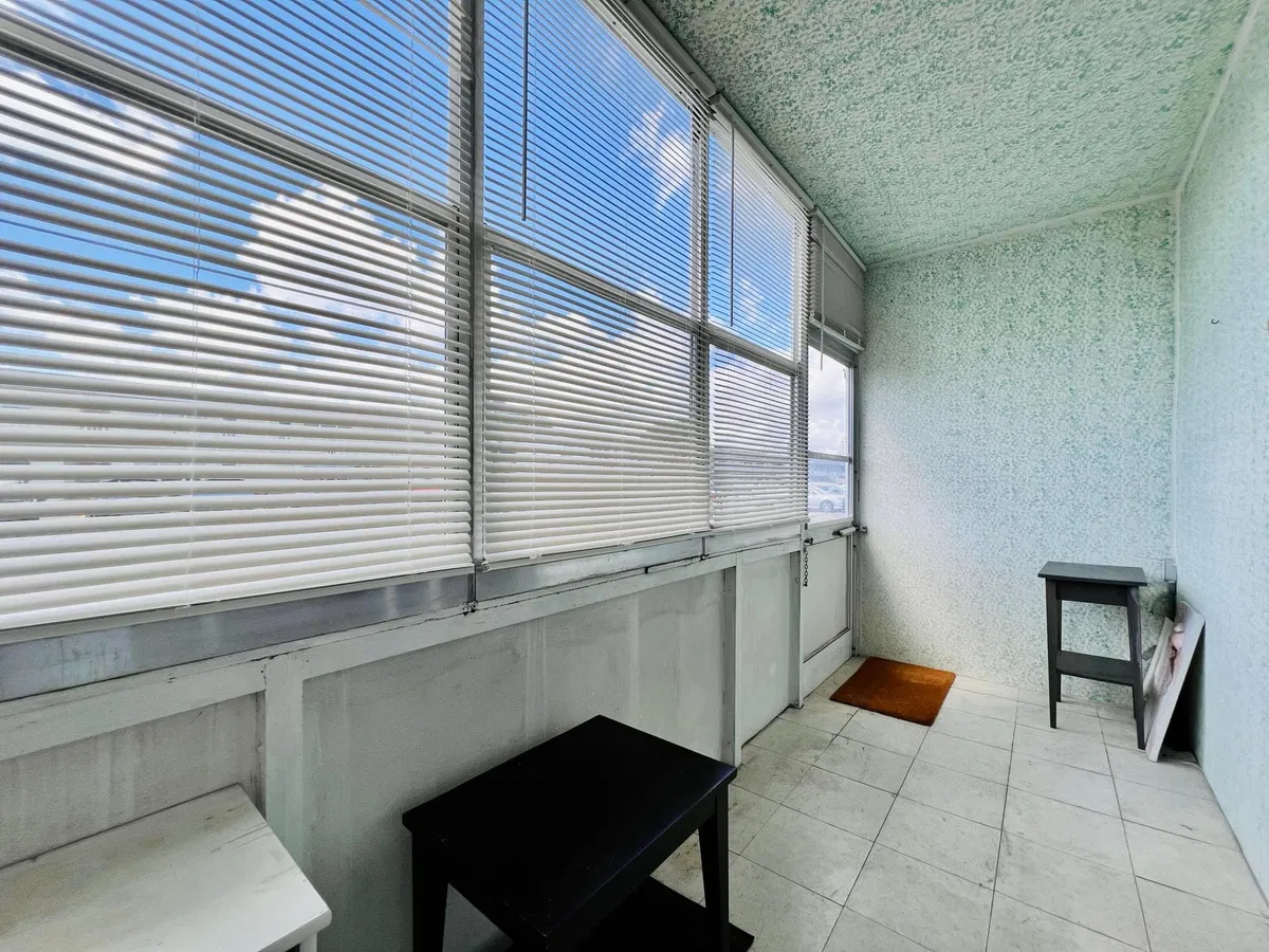 Residence photo 7