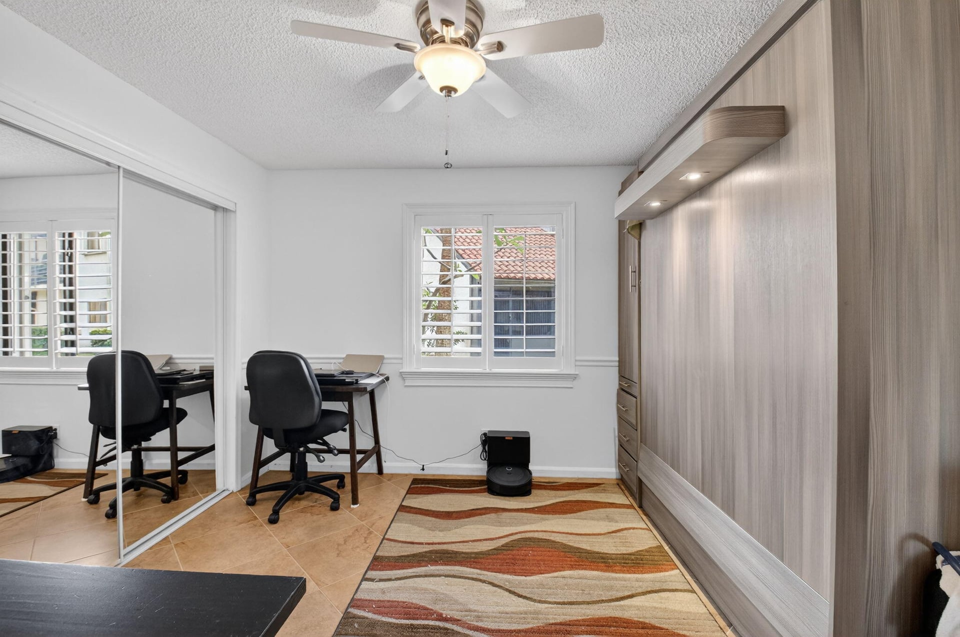 Unit 101 photo 22