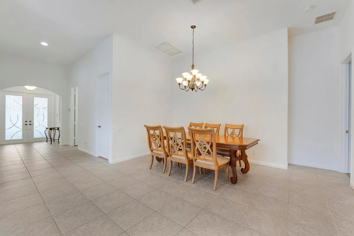 Residence photo 13