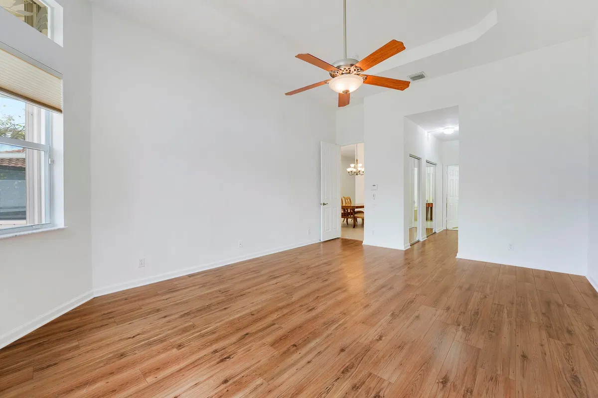 Residence photo 31
