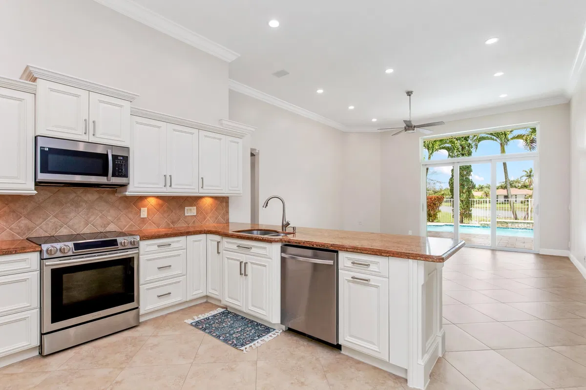 Boca Isles Residence photo 7