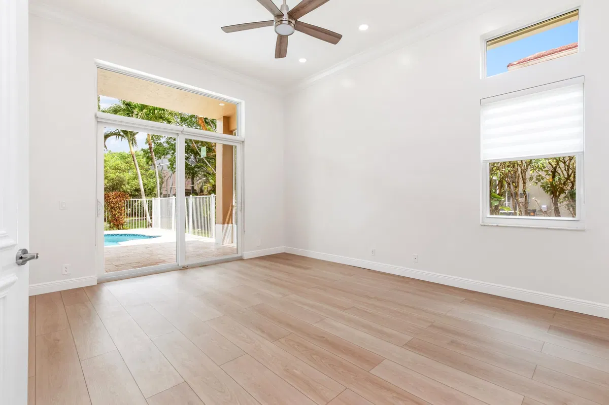 Boca Isles Residence photo 28