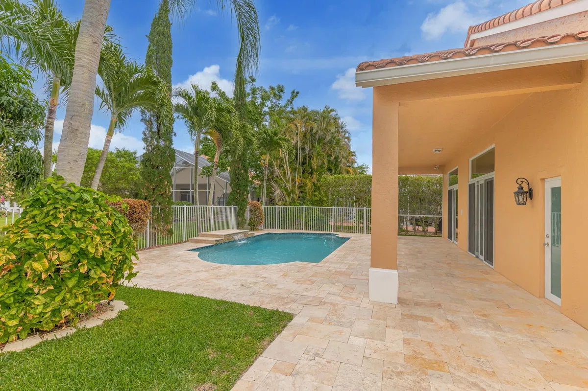 Boca Isles Residence photo 46