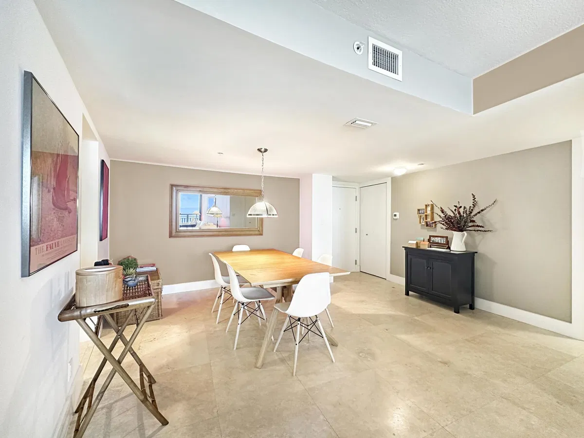 Tiara Singer Island Unit 22d photo 4