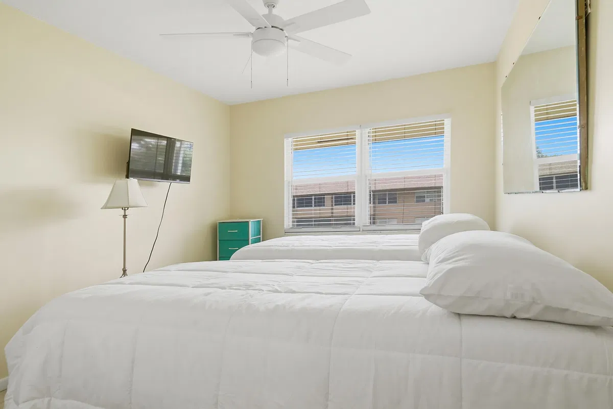 Residence photo 19