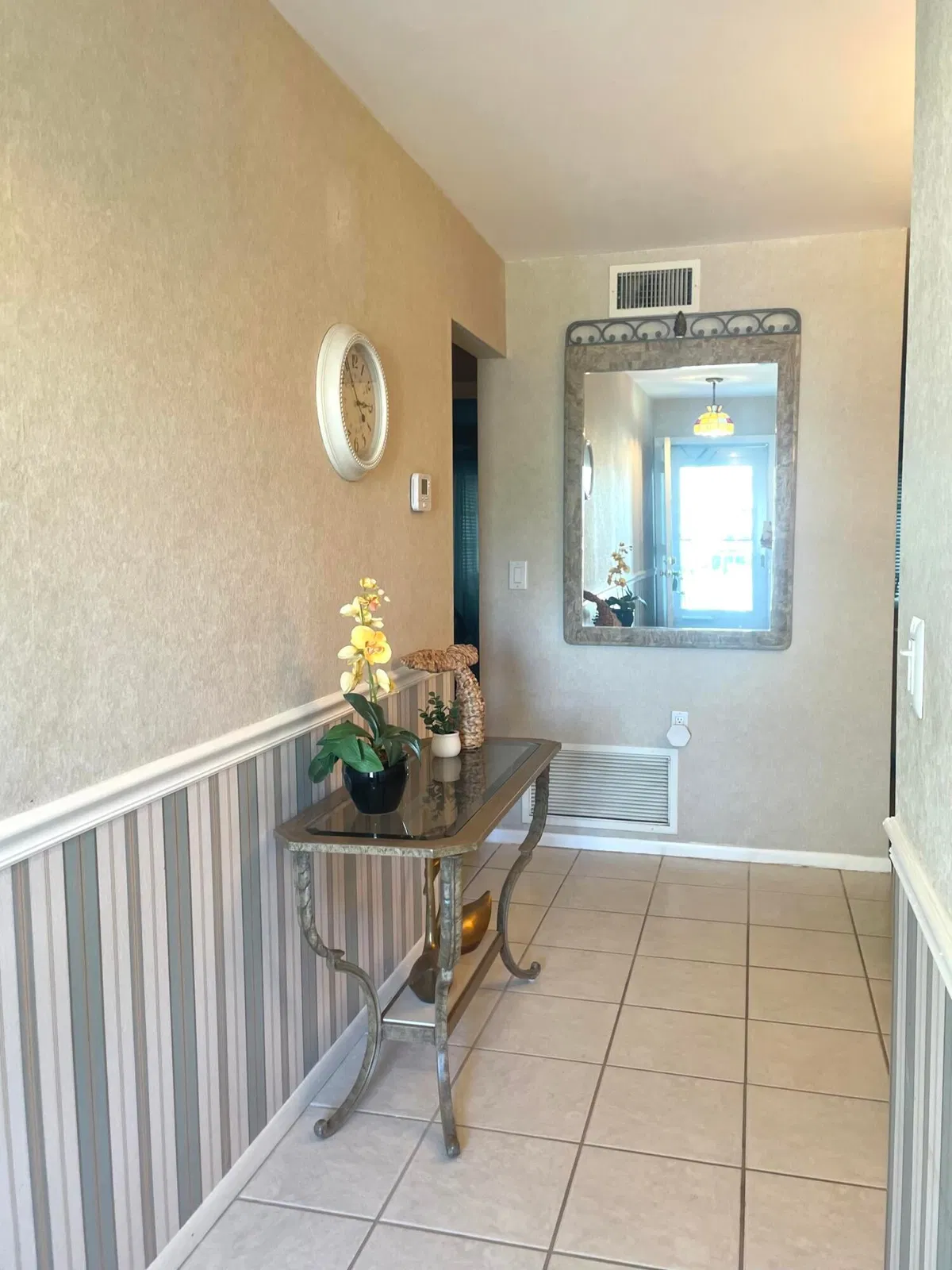 Unit 117 photo 13
