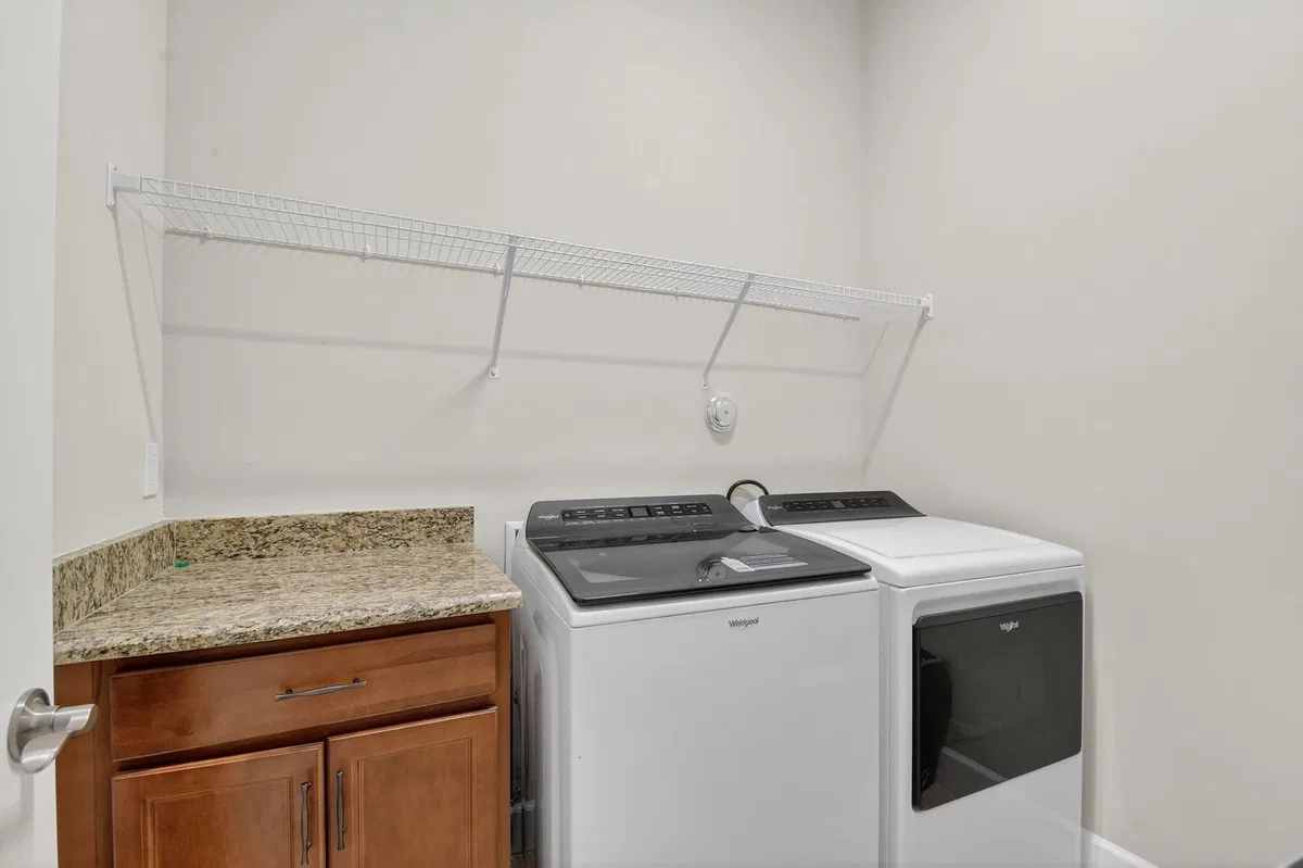 Residence photo 55