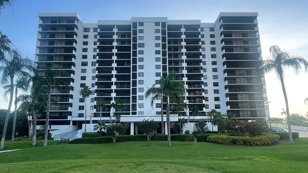3420 S Ocean Unit 7o photo 25