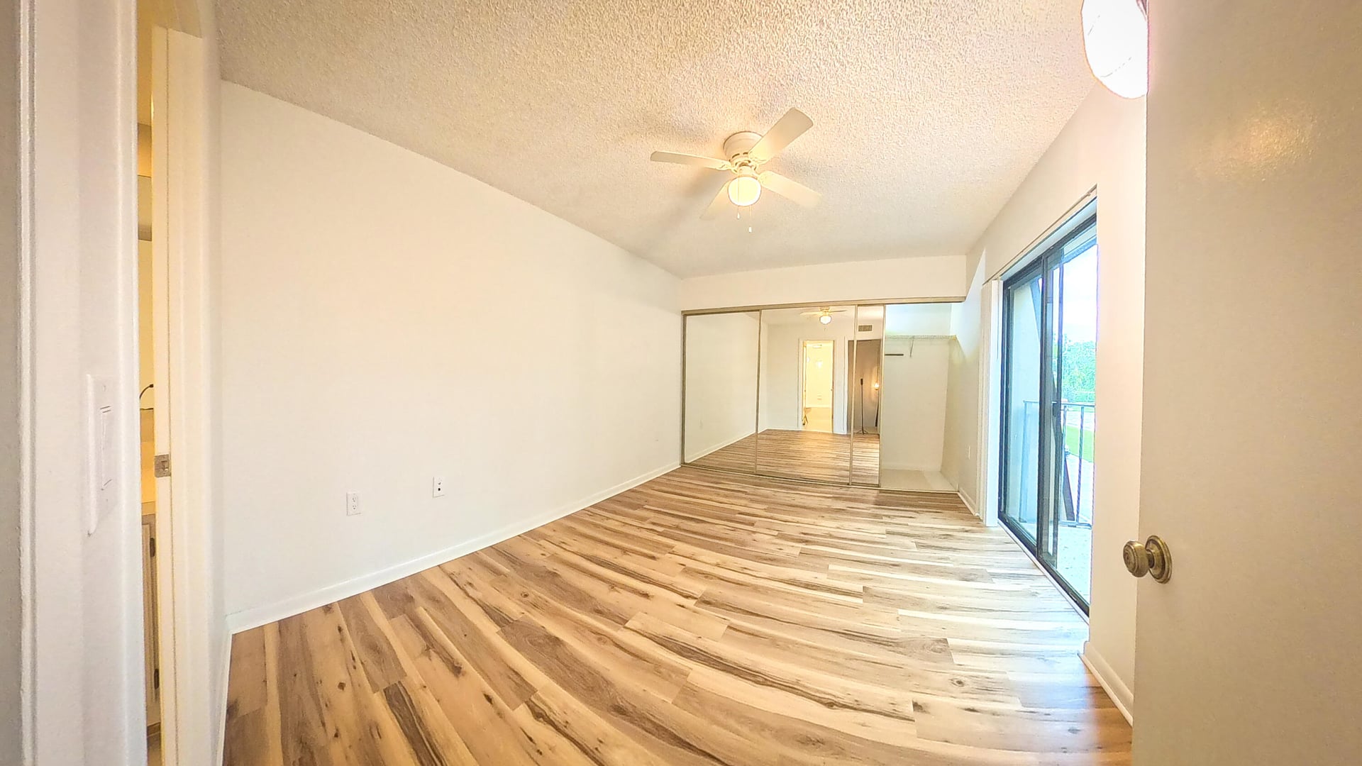  Unit 415 photo 22