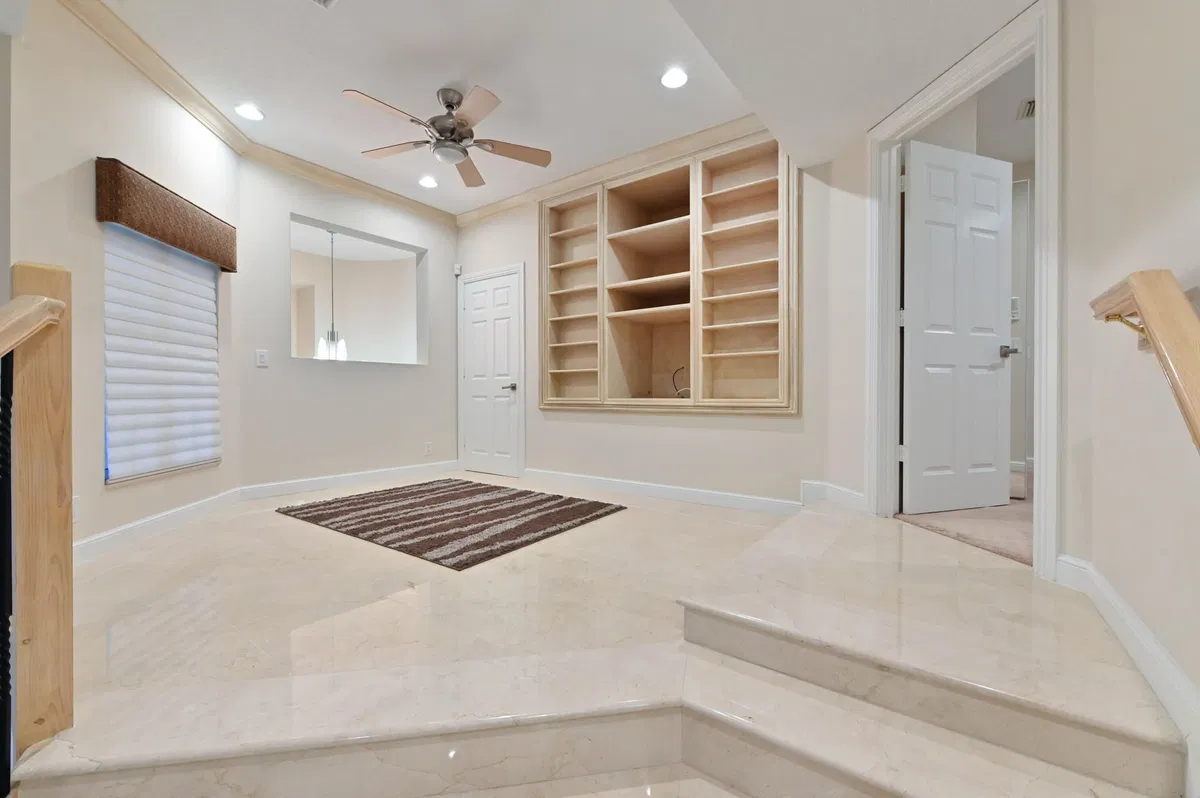  Residence photo 25