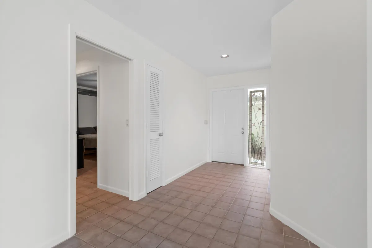 Monarch Country Club Residence photo 7