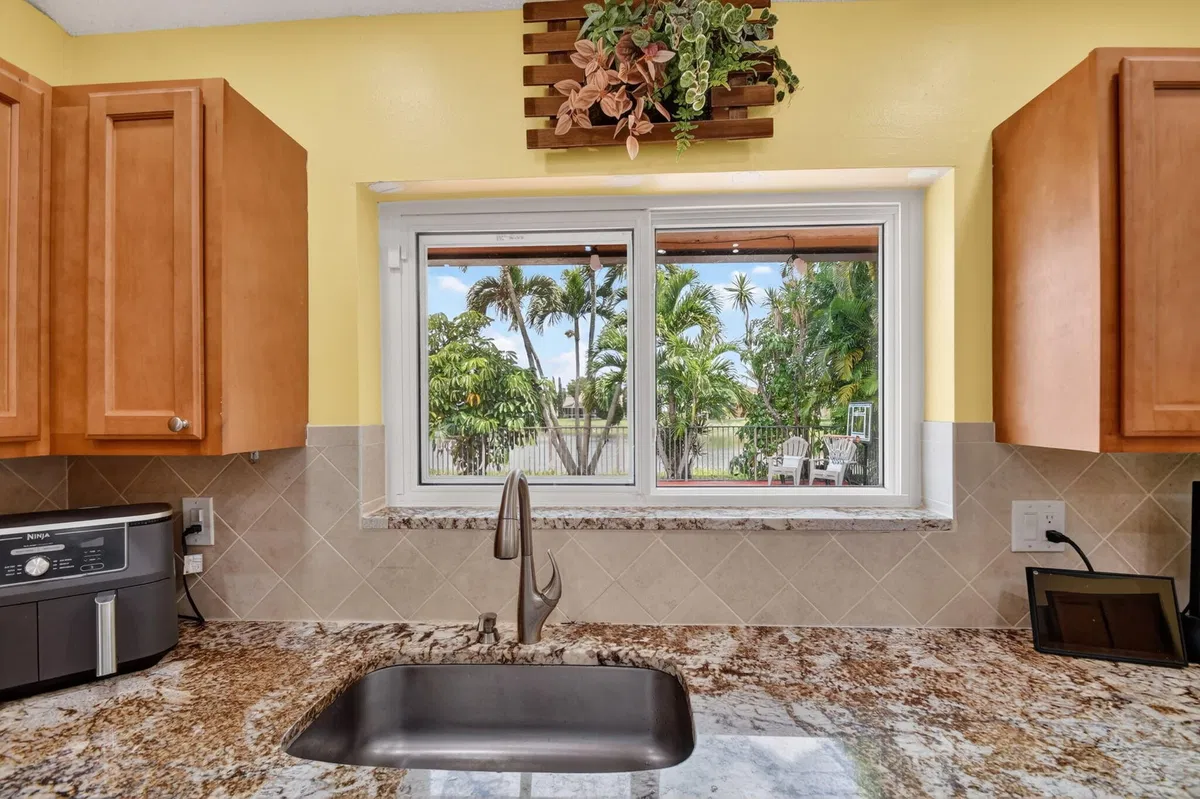 Residence photo 19