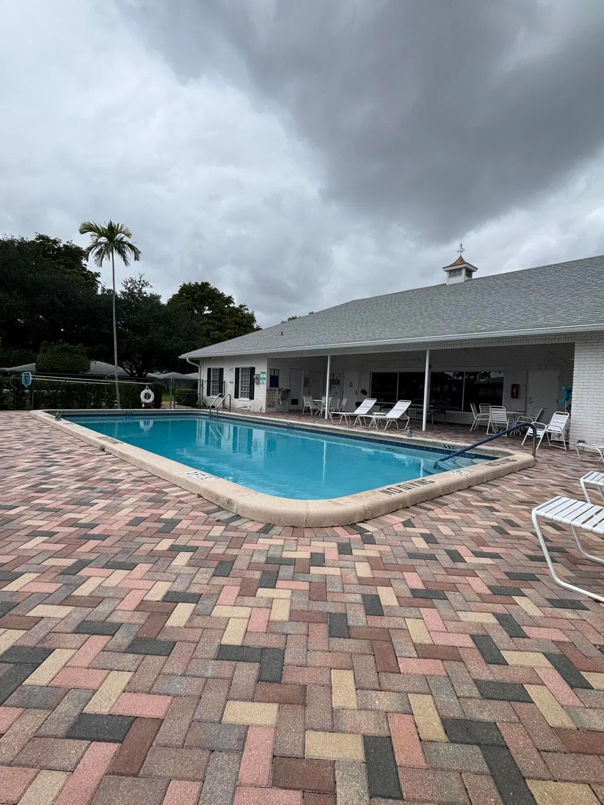  Unit 122 photo 13