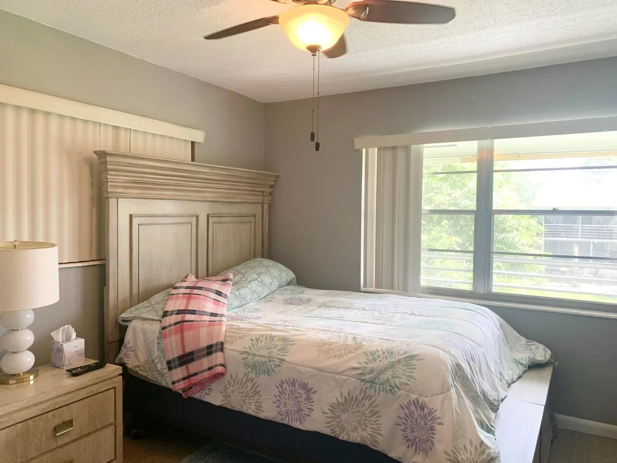 Residence photo 19