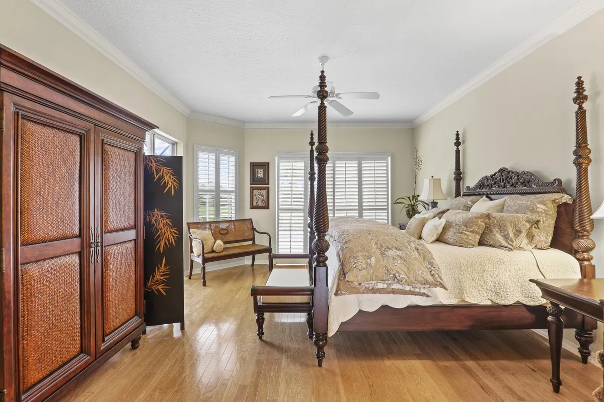 Monarch Country Club Residence photo 10